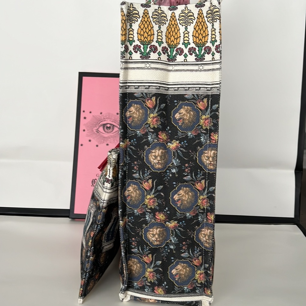 Gucci - Picture 4 of 12